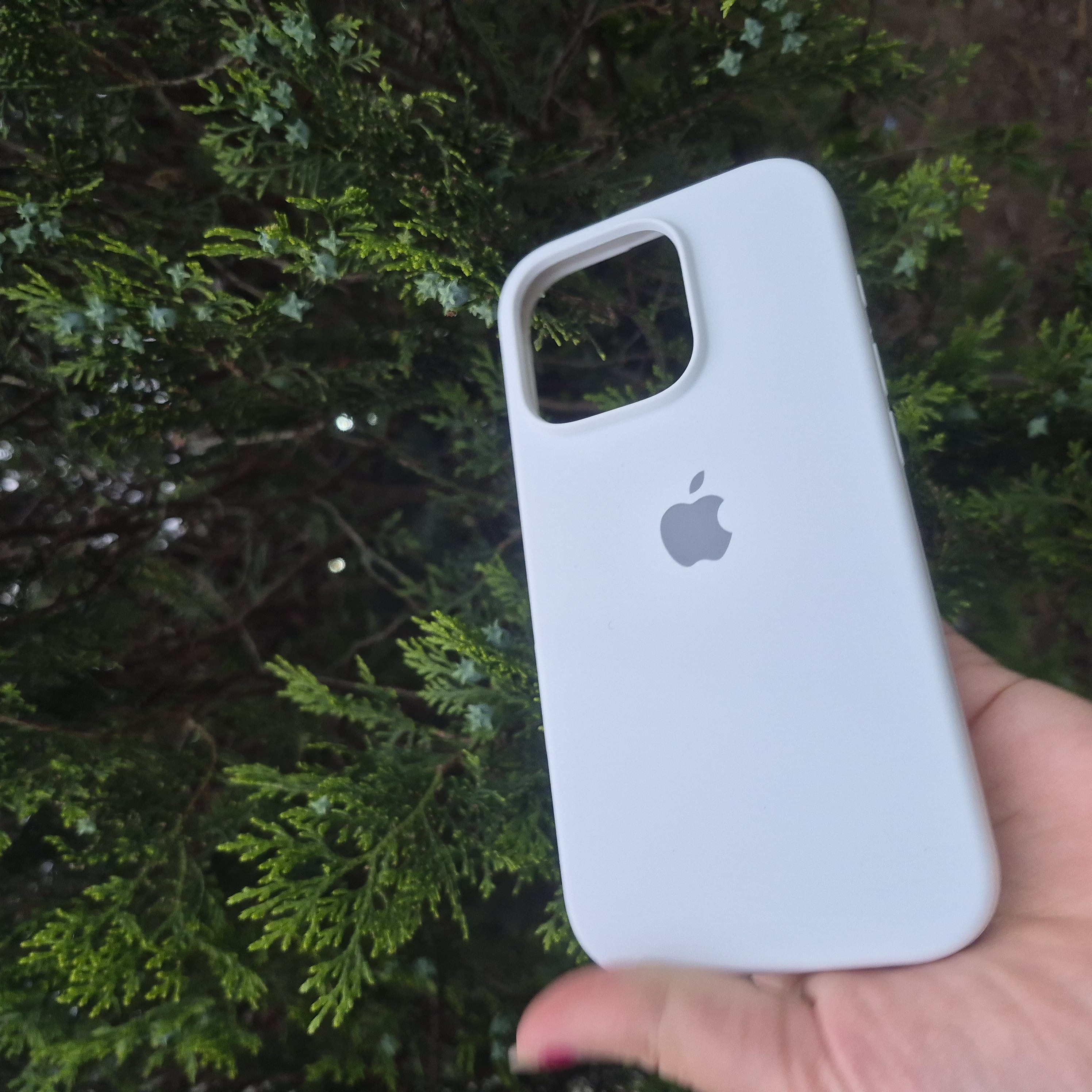 قاب و کاور سیلیکونی اورجینال آیفون iphone 16